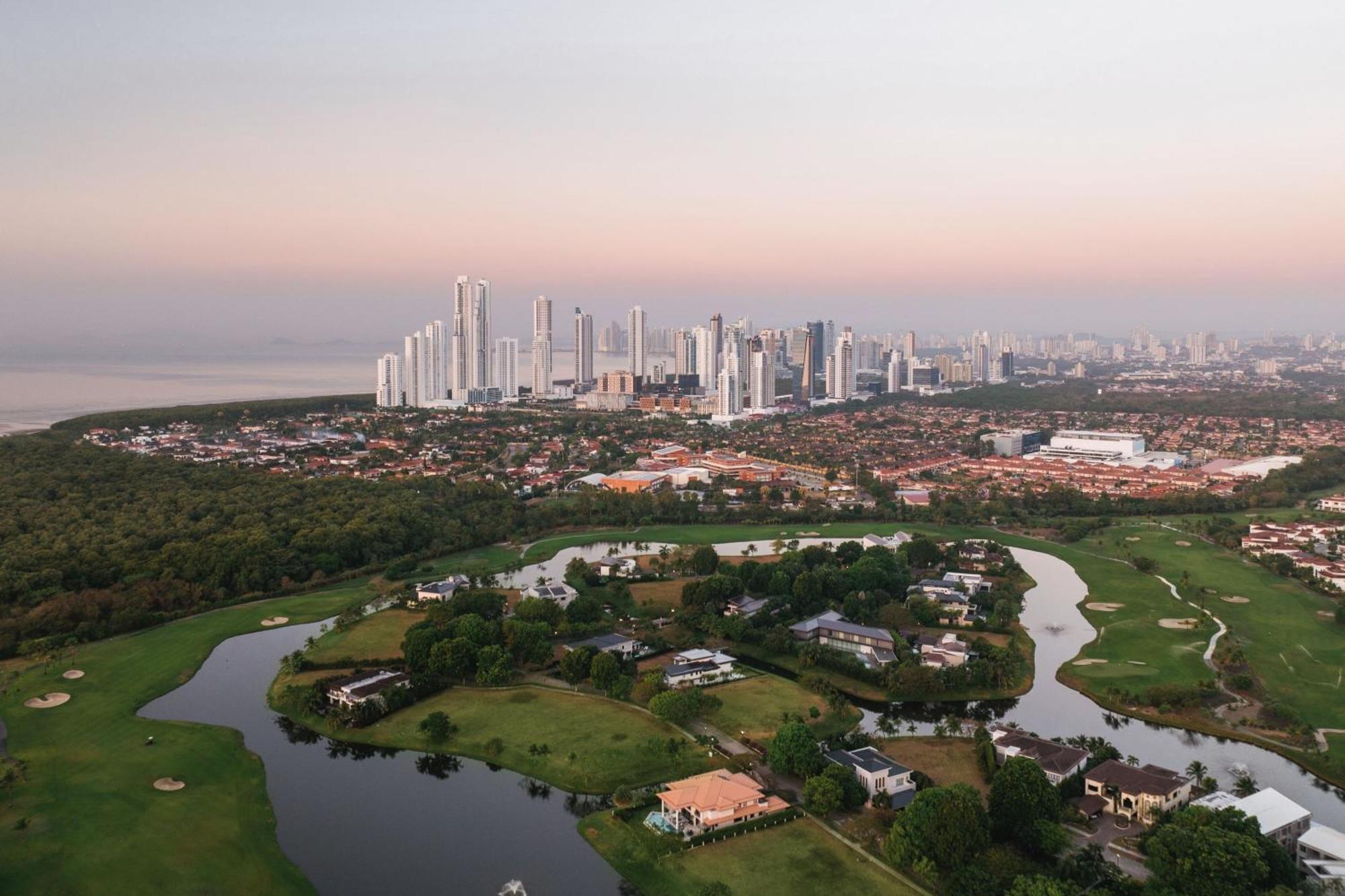The Santa Maria, A Luxury Collection Hotel & Golf Resort, Kota Panama Bagian luar foto